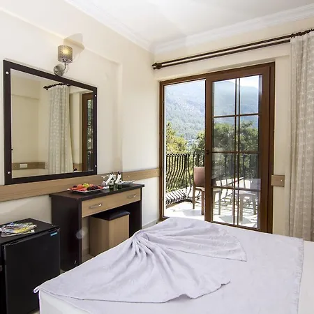 Telmessos Neva Otel 3*